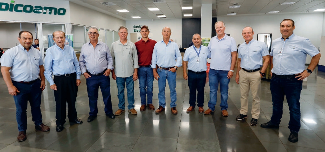 Diretoria da Coamo e Cooperados de Maracaju