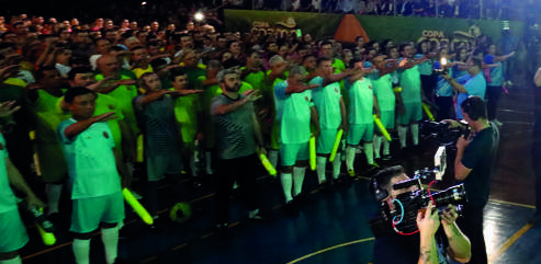 P&uacute;blico durante a cerim&ocirc;nia