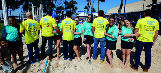 Equipe de v&ocirc;lei Diaporhe, de Palmas (Paran&aacute;), contou com torcida organizada