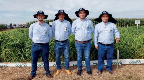T&eacute;cnicos da Fazenda Experimental