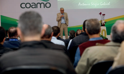 Antonio S&eacute;rgio no evento de homenagem pelos 50 anos de Coamo