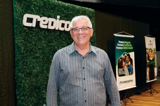 Associado Nery Jos&eacute; Thom&eacute;