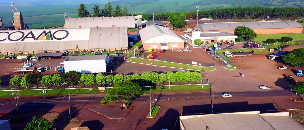 Vista a&eacute;rea da unidade da Coamo em Engenheiro Beltr&atilde;o
